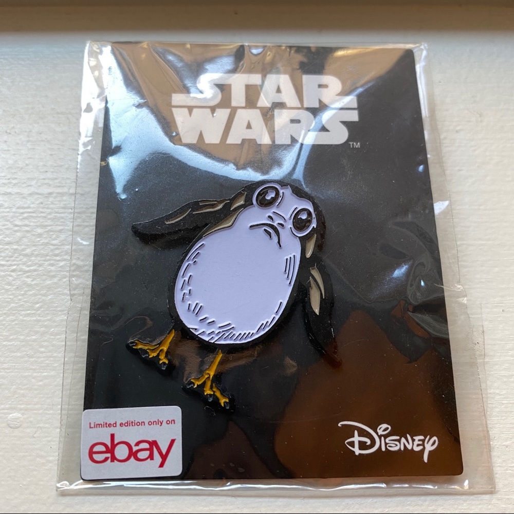 Disney Star Wars Porg pin